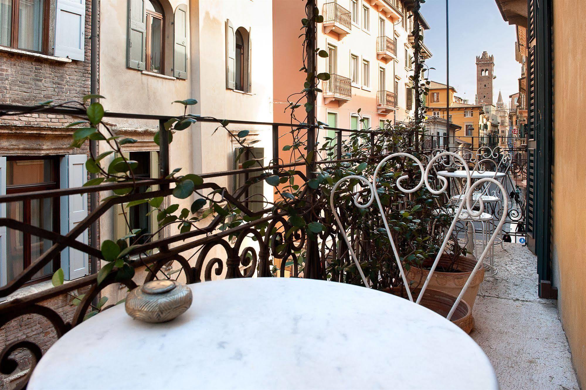 Residenza Borsari Bed & Breakfast Verona Exterior foto